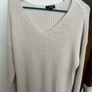 a.n.a women’s v-neck sweater